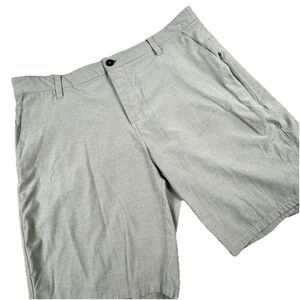 Vuori Aim Short Men 34 Tan 8" Golf Athleisure Performance Chino Stretch